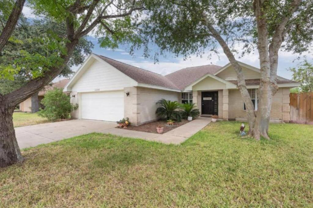 Mcallen 4Br With Pool, Shopping & More Exterior foto